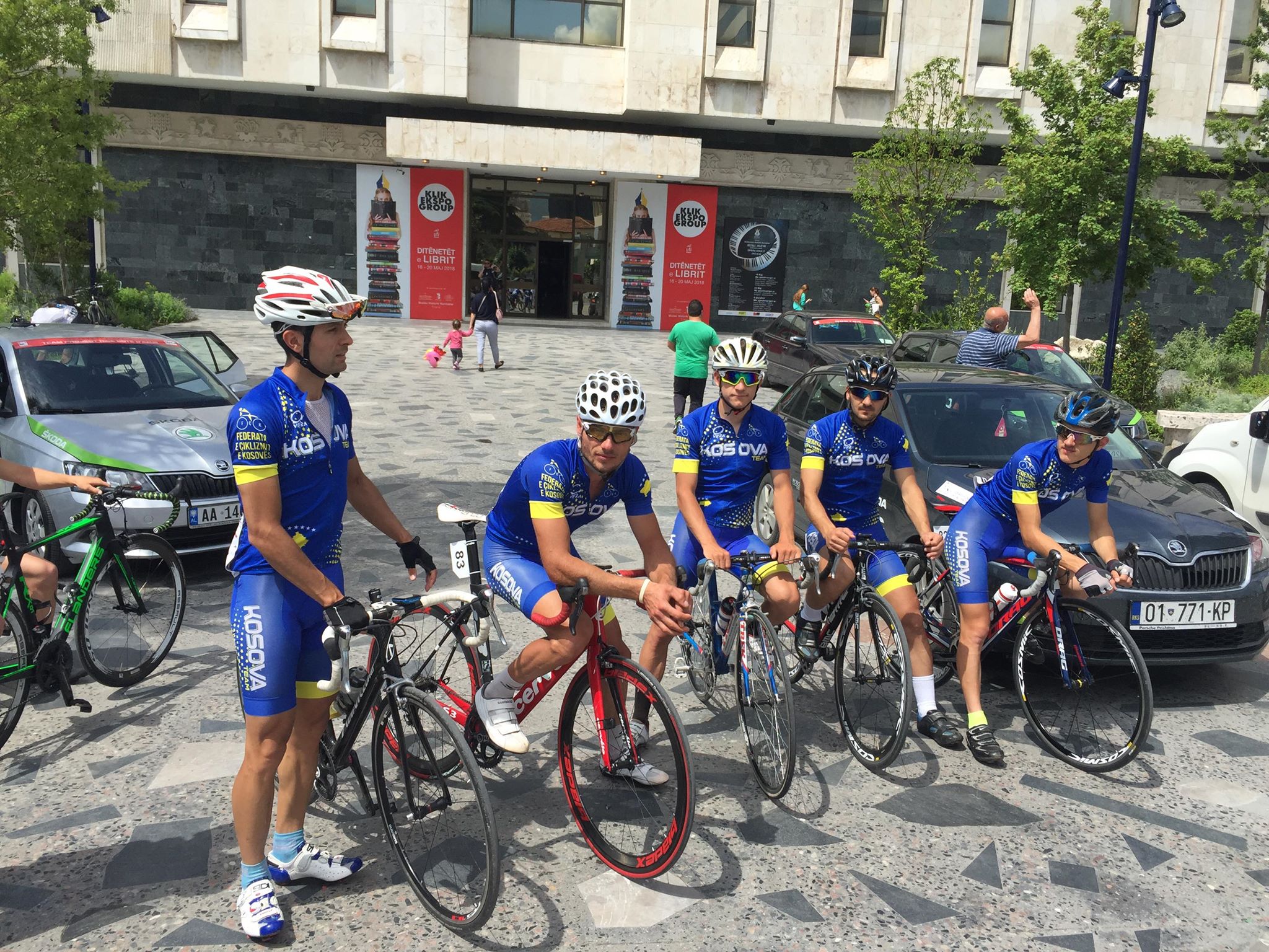 32972184_10213281392482260_1619968944297213952_n