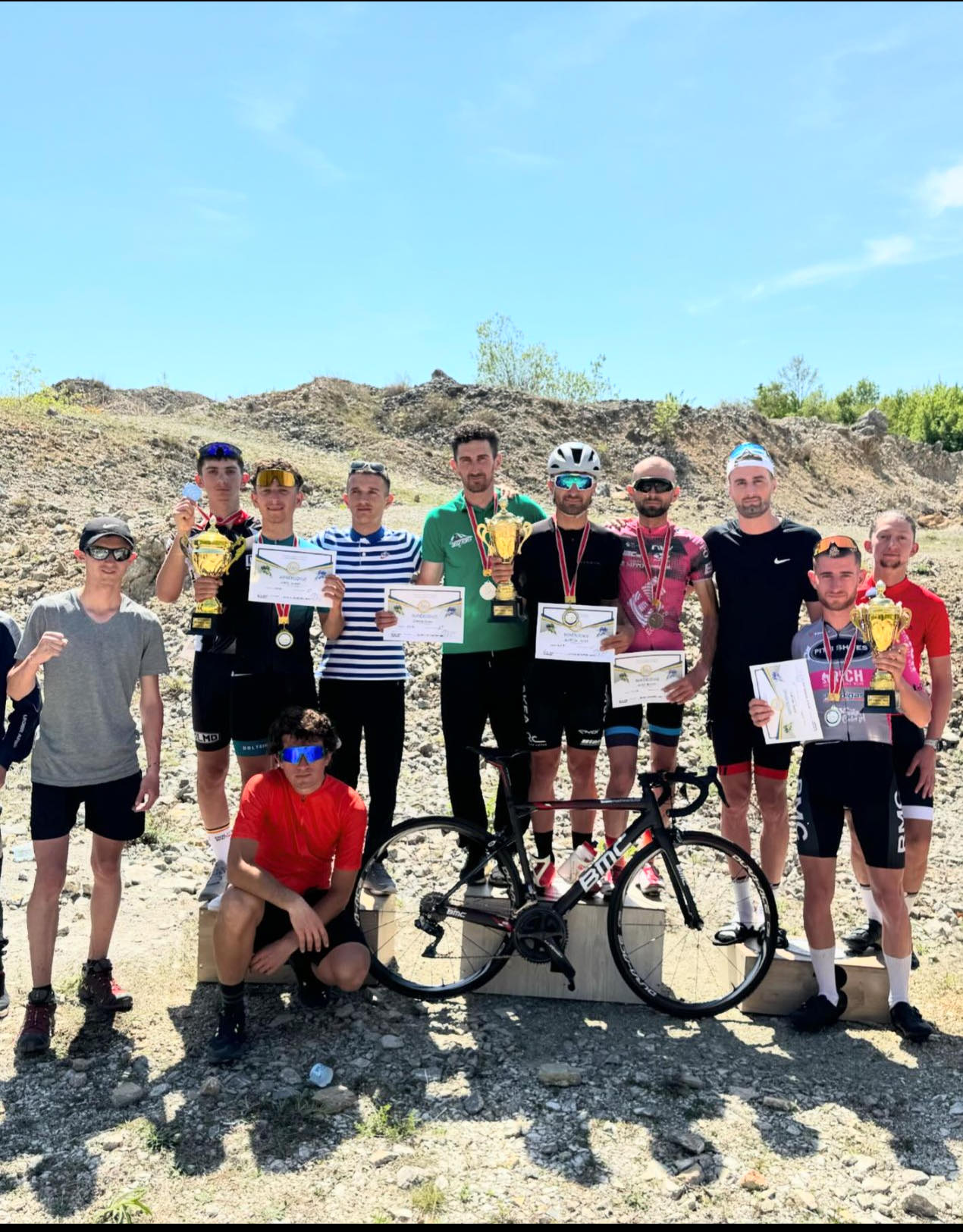 dc2e53d1-25f5-4351-aac7-b5b8bc68ee92