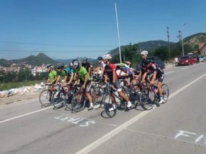 39148909_996509337189338_6436380501648343040_n